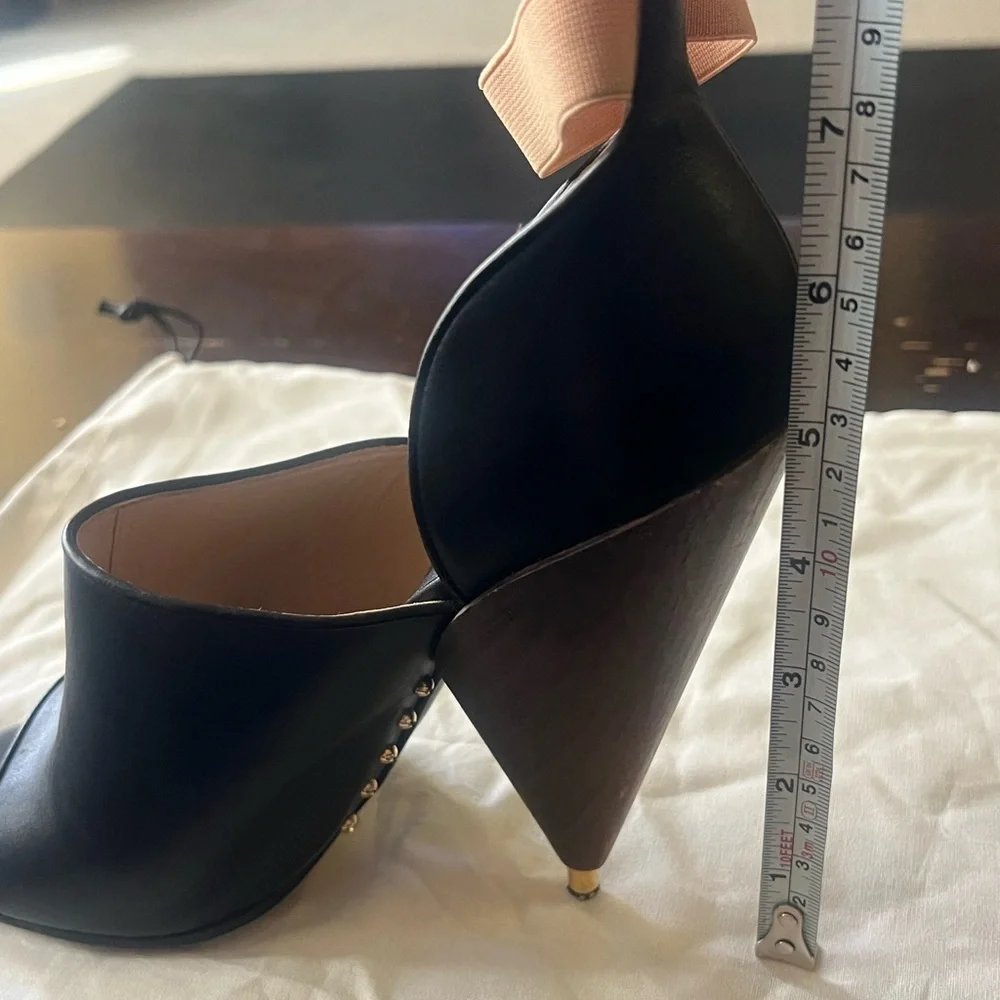 Givenchy Vintage Black and Gold Wedge Sandals - Picture 9 of 9